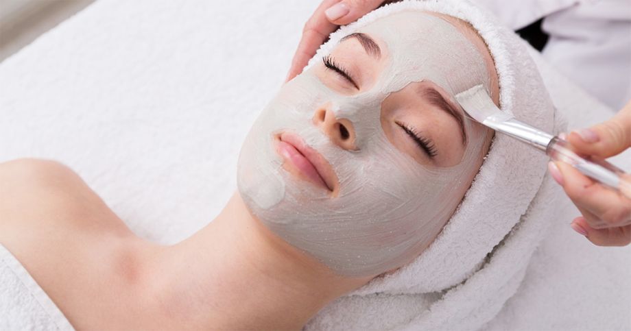 The Benefits of Getting Regular Facials